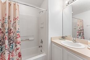 Entertaining Game Room 4BR Near Disney