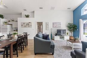 Entertaining Game Room 4BR Near Disney