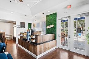 Welcoming 4 BR Sleeps 10 Guests Wl2901