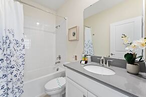 Sophisticated 6BR at Storey Lake Sl2766