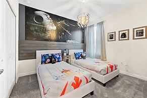 Sophisticated 6BR at Storey Lake Sl2766