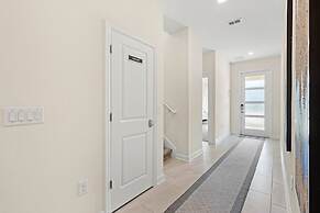 Sophisticated 6BR at Storey Lake Sl2766