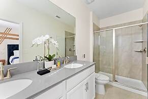 Sophisticated 6BR at Storey Lake Sl2766