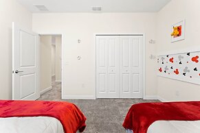 Sophisticated 6BR at Storey Lake Sl2766