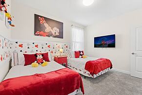 Sophisticated 6BR at Storey Lake Sl2766