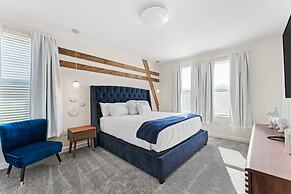 Sophisticated 6BR at Storey Lake Sl2766