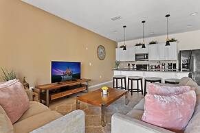 Private Pool at Solterra 4BR Townhome