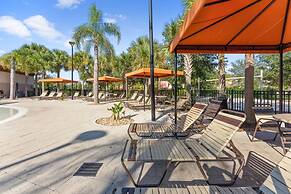 Private Pool at Solterra 4BR Townhome