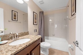 Cozy Comfortable 9BR Retreat in Champions Gate