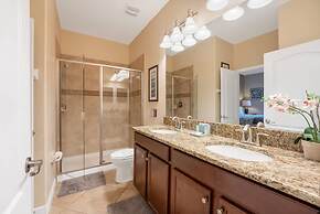 Cozy Comfortable 9BR Retreat in Champions Gate