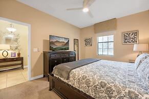Cozy Comfortable 9BR Retreat in Champions Gate
