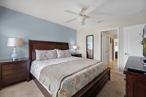 Cozy Comfortable 9BR Retreat in Champions Gate