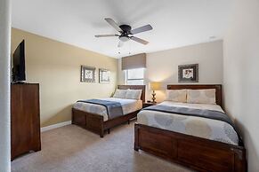 Cozy Comfortable 9BR Retreat in Champions Gate