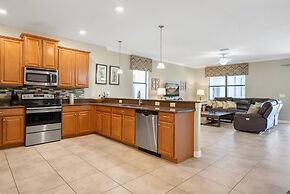 Cozy Comfortable 9BR Retreat in Champions Gate