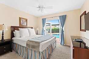 Lake View and Pool 4BR House Disney Area