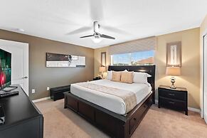 Lovely House for 10 People at Paradise