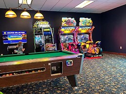 Lovely House for 10 People at Paradise