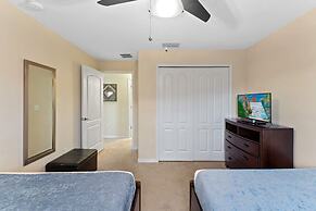 Lovely House for 10 People at Paradise