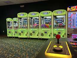 Lovely House for 10 People at Paradise