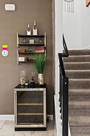 Luxury Decor 6BR at Storey Lake Sleeps 16 Sl2945