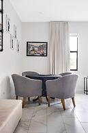 Luxury Decor 6BR at Storey Lake Sleeps 16 Sl2945