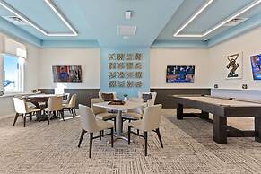 Luxury Decor 6BR at Storey Lake Sleeps 16 Sl2945