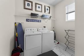 Exclusive Luxe Single Family 6 BR Sl2765