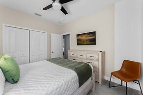 Exclusive Luxe Single Family 6 BR Sl2765