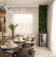 Exclusive Luxe Single Family 6 BR Sl2765