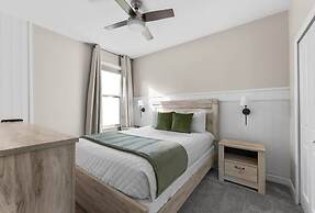 Exclusive Luxe Single Family 6 BR Sl2765