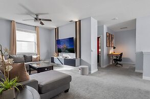 Exclusive Luxe Single Family 6 BR Sl2765