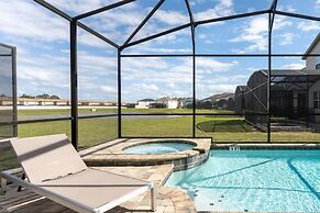 Avatar Theme 7 BR Luxury Decor at Solara