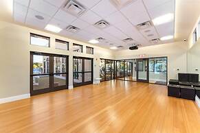 Avatar Theme 7 BR Luxury Decor at Solara