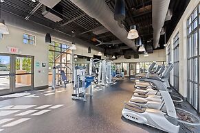 Avatar Theme 7 BR Luxury Decor at Solara