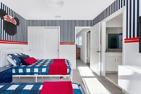 Avatar Theme 7 BR Luxury Decor at Solara