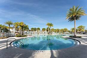 Avatar Theme 7 BR Luxury Decor at Solara