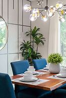 New Listing - Modern Decor 4 BR Townhouse