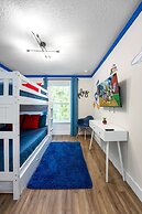 New Listing - Modern Decor 4 BR Townhouse