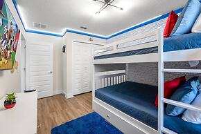 New Listing - Modern Decor 4 BR Townhouse