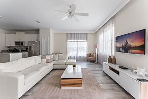 5BR Private Pool Plus Themed Bedrooms Sl4800