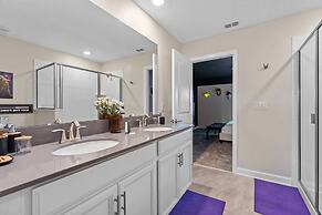 7BR Themed Bedroom and Pool 18 Guests