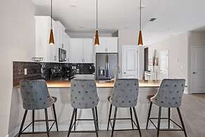 7BR Themed Bedroom and Pool 18 Guests