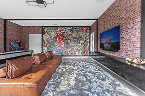 7BR Themed Bedroom and Pool 18 Guests