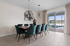 7BR Themed Bedroom and Pool 18 Guests