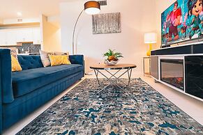 Beautiful Decor 2BR Apartment Near Disney