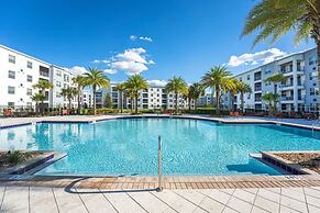 Beautiful Decor 2BR Apartment Near Disney