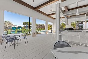 Beautiful Decor 2BR Apartment Near Disney