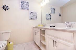 Beautiful Decor 2BR Apartment Near Disney