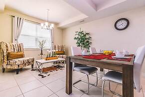 Beautiful Decor 2BR Apartment Near Disney