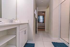 Beautiful Decor 2BR Apartment Near Disney